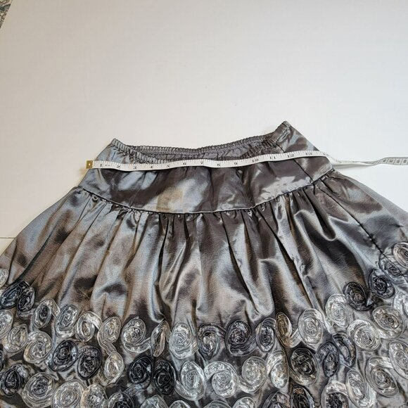Jona Michelle Skirt, Girls 7, Silver Satin, Floral Embellishment, Tulle Hem, EUC - Picture 8 of 10